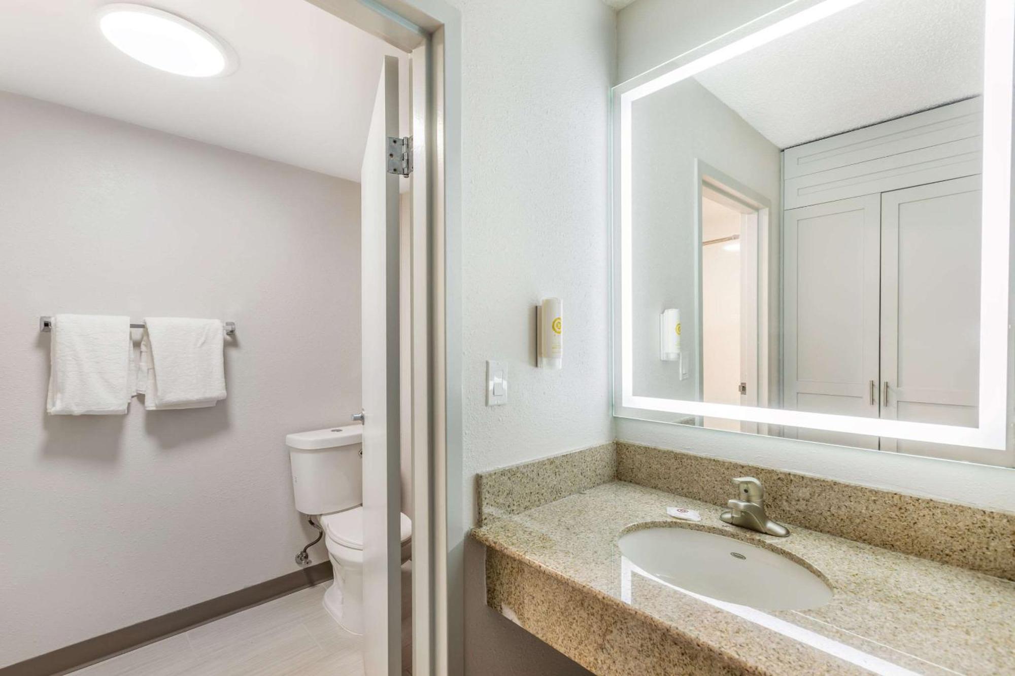 Comfort Inn & Suites Arlington Heights - Buffalo Grove Dış mekan fotoğraf