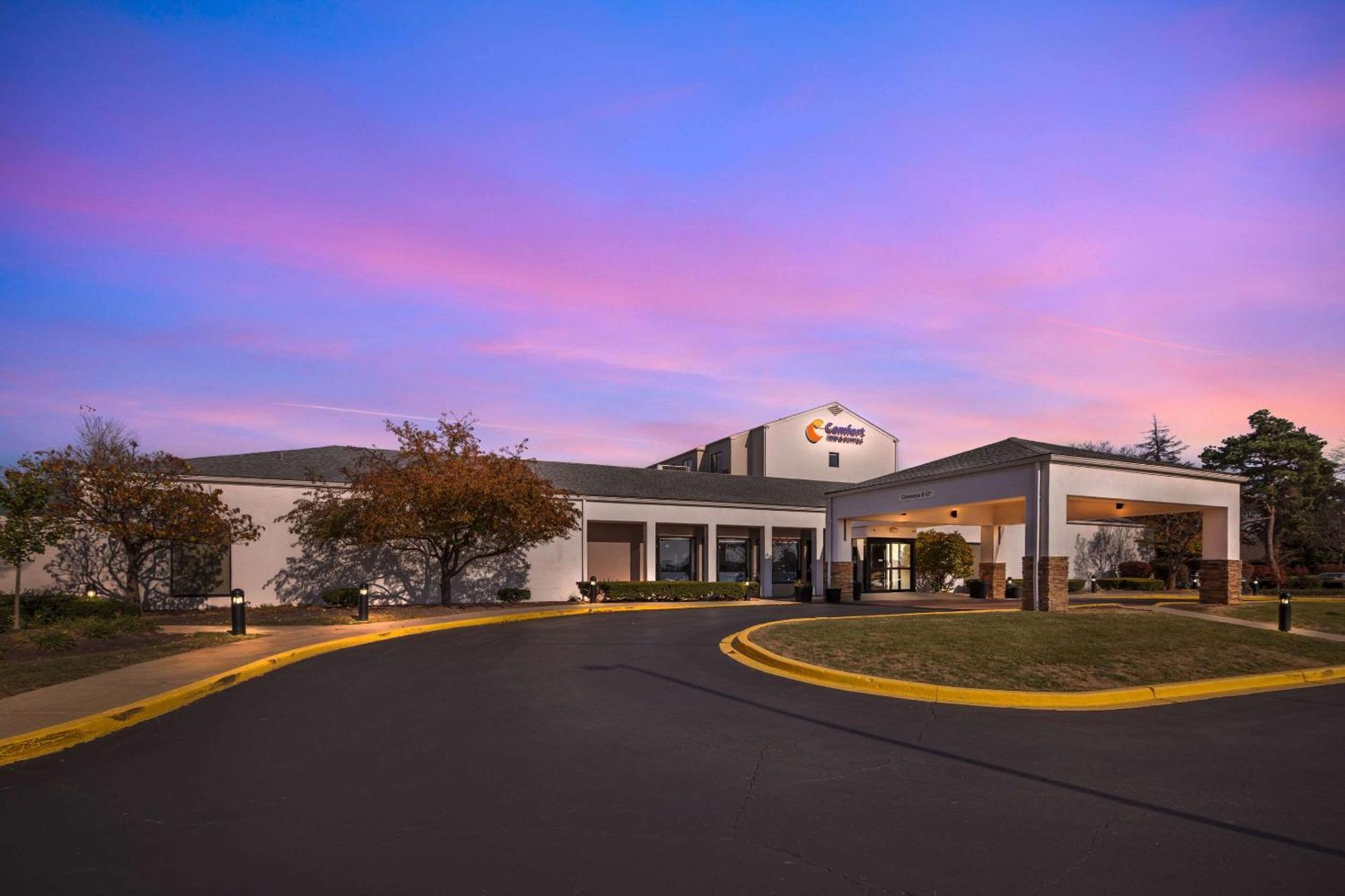 Comfort Inn & Suites Arlington Heights - Buffalo Grove Dış mekan fotoğraf
