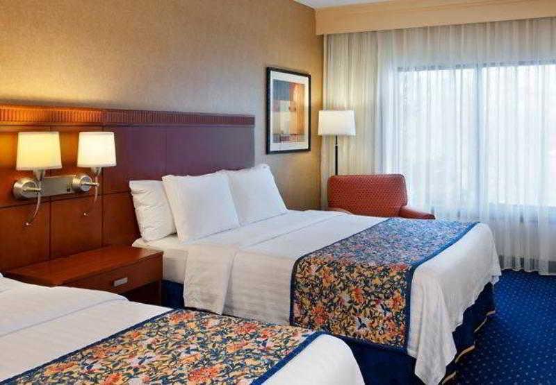 Comfort Inn & Suites Arlington Heights - Buffalo Grove Oda fotoğraf
